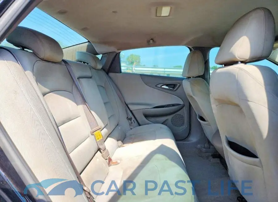 1G1ZB5ST3JF106424# 10