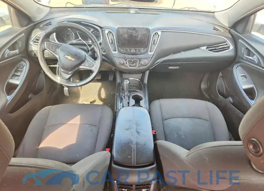 1G1ZD5ST3JF101881# 8