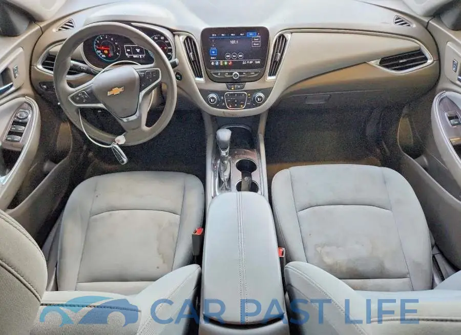 1G1ZD5ST4MF060505# 8