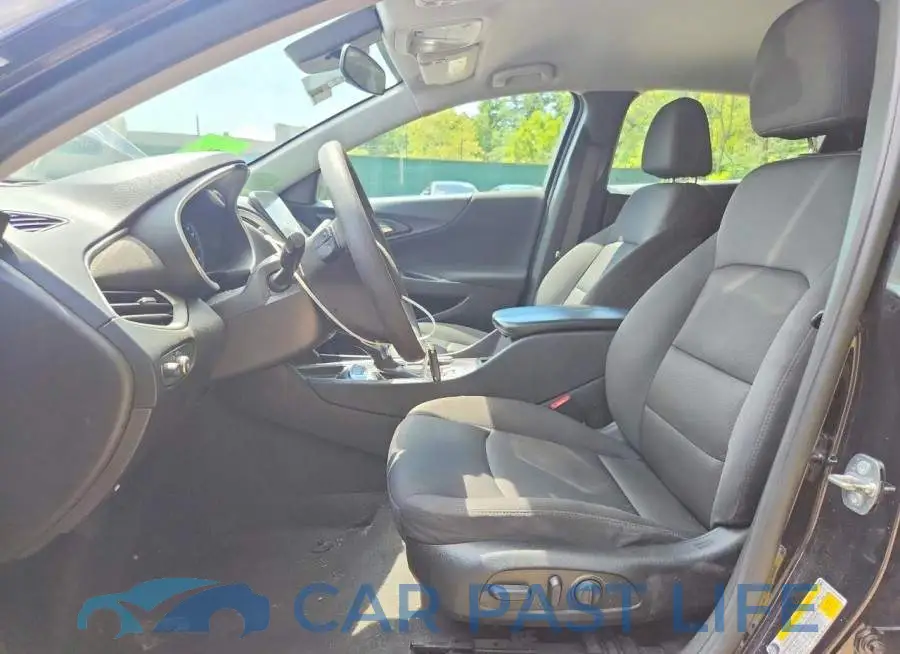 1G1ZD5ST4PF138009# 7