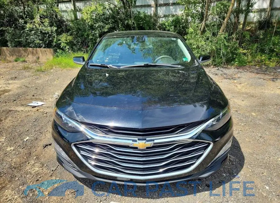 1G1ZD5ST4PF138009# 5