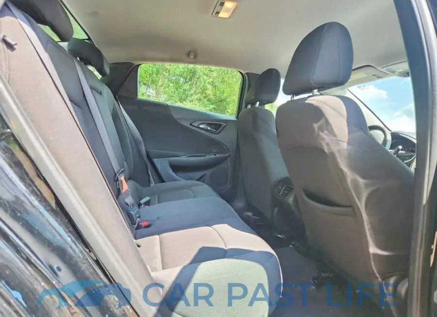 1G1ZD5ST4PF138009# 10