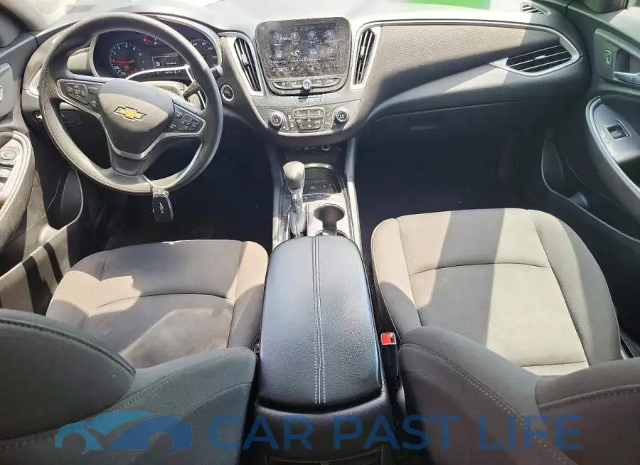 1G1ZD5ST4PF138009# 8