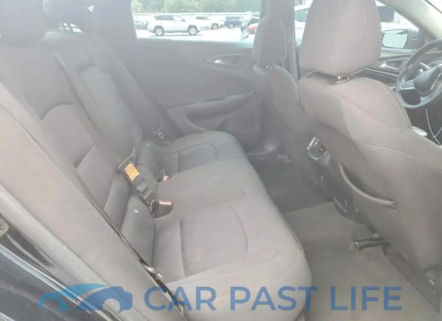 1G1ZD5ST5JF159670# 10