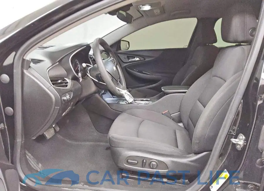 1G1ZD5ST7PF202575# 7