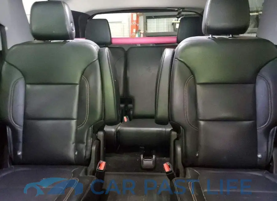 1GNERKKW9JJ240384# 10