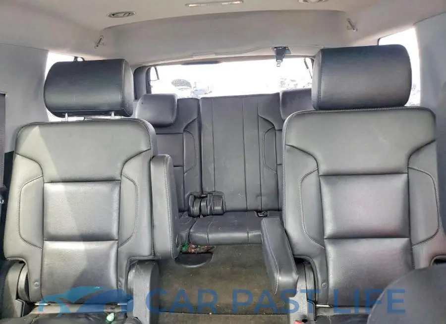 1GNSKBKC3JR403237# 10