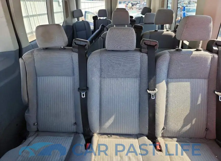 1FBAX2CG2HKB15630# 10