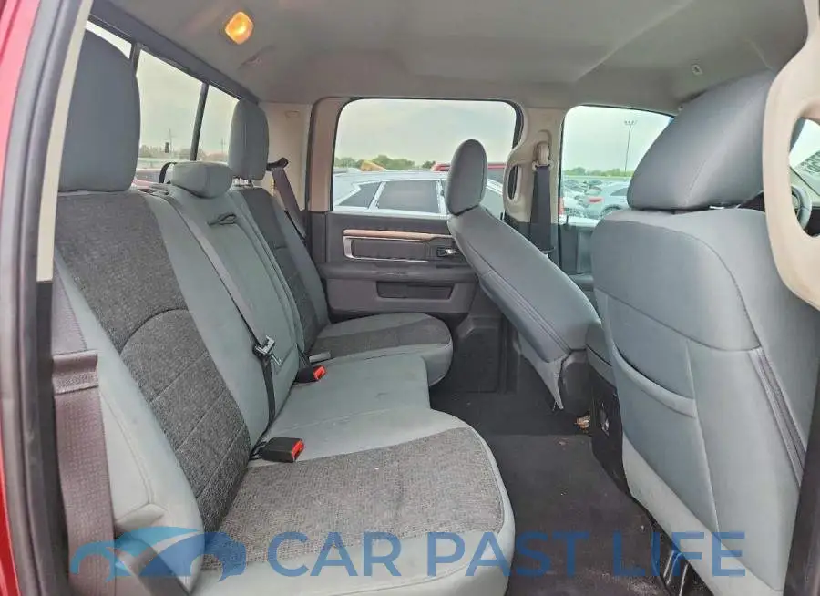 1C6RR6LT5KS515368# 10