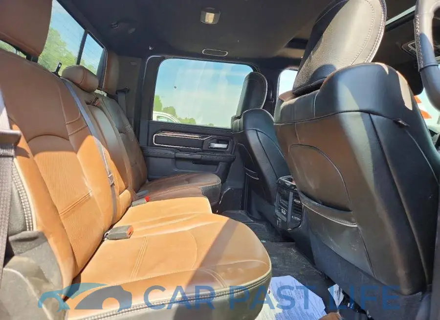 3C6TR5EJ0MG576875# 10