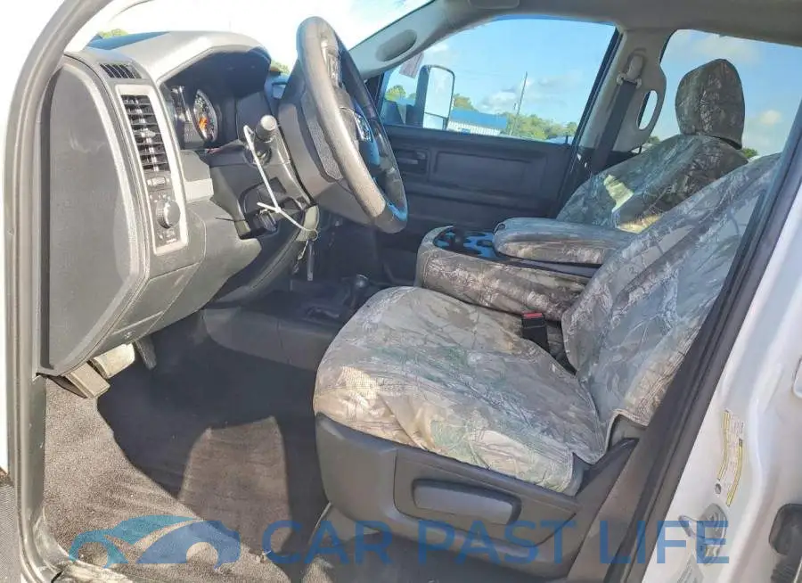 3C6UR5CJ3HG719976# 7