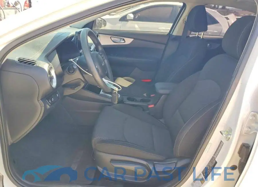 3KPF24AD3RE702007# 7