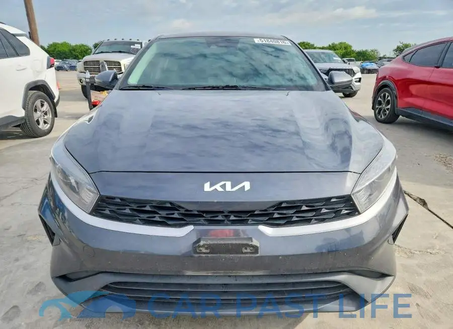 3KPF24AD7PE572861# 5