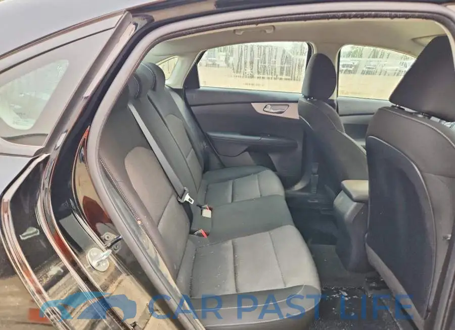 3KPF24AD7RE804930# 10
