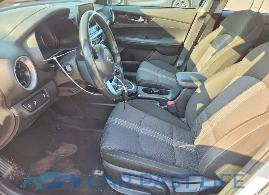 3KPF34AD5PE547048# 7