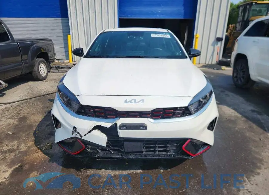 3KPF54AD6RE742704# 5