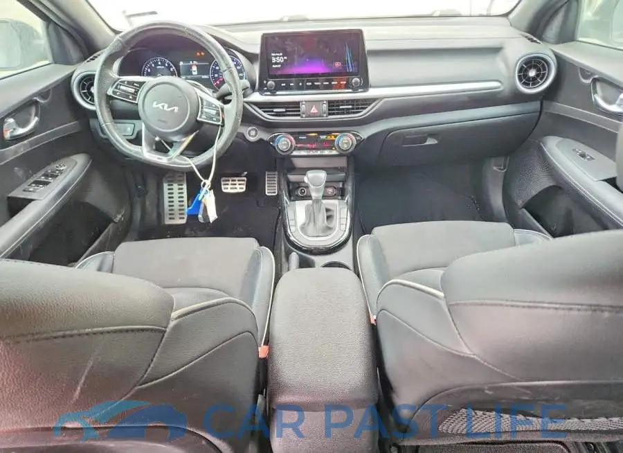 3KPF54AD7PE676404# 8