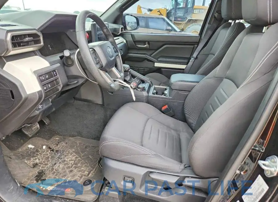 3TYLB5JN4RT004646# 7