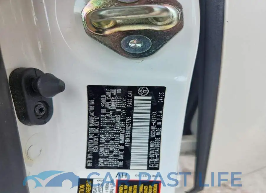 4T1BK1EB8HU257765# 12