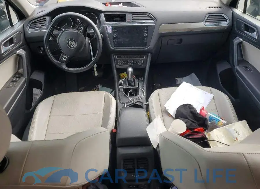 3VV3B7AX3KM185688# 8