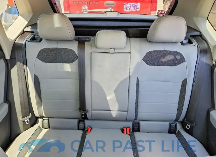 3VVEX7B21RM118790# 10