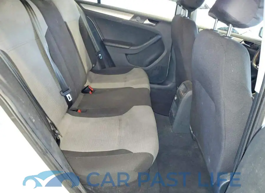 3VW167AJ5HM241352# 10