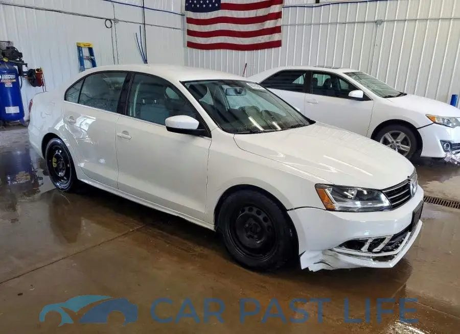 3VW167AJ5HM241352# 4