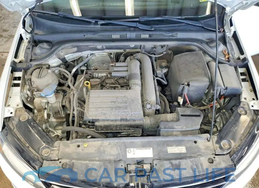 3VW167AJ5HM241352# 11