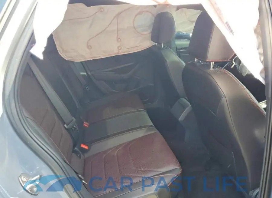 3VW1T7BU5NM017172# 10