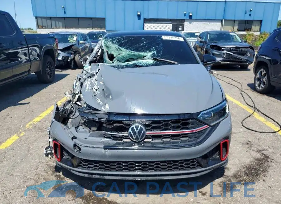 3VW1T7BU5NM017172# 5