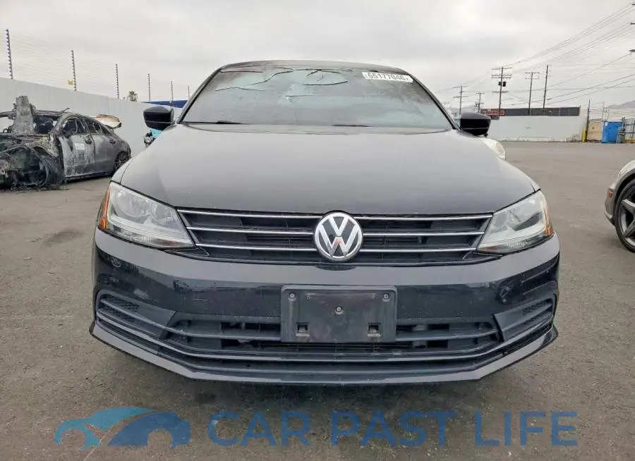 3VW2B7AJ3HM211640# 5