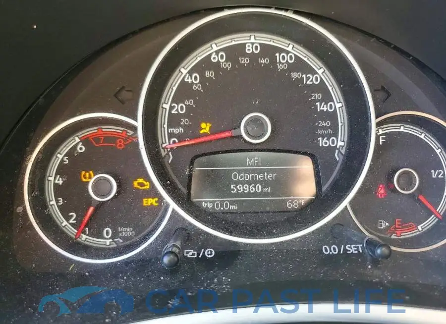 3VW5DAAT5JM516777# 9