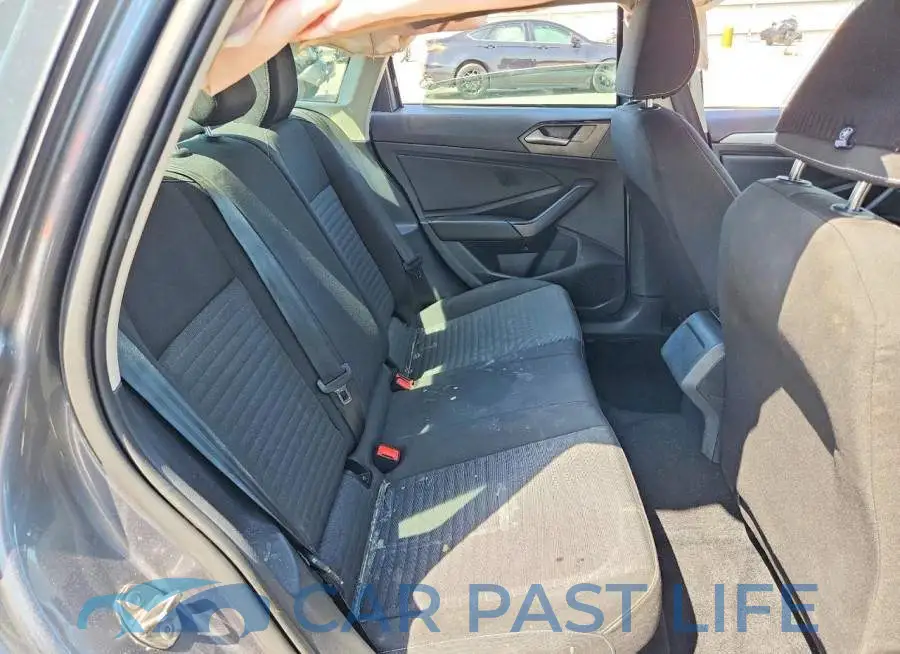 3VW5M7BU5PM020252# 10