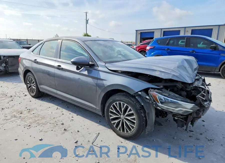 3VWC57BU7MM022438# 4