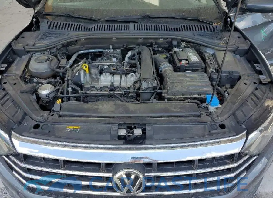 3VWCB7BU3KM240950# 11