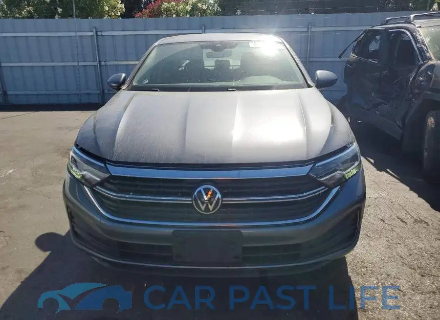 3VWEM7BU2RM059965# 5