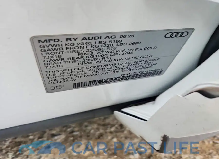 WA1DECF30S1104551# 14