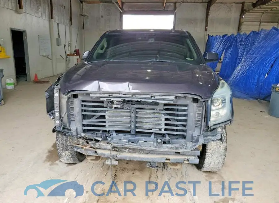 1GKS2BKC8JR366568# 5
