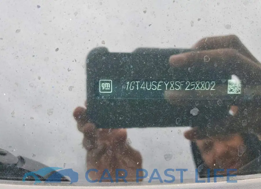 1GT4USEY8SF258802# 12