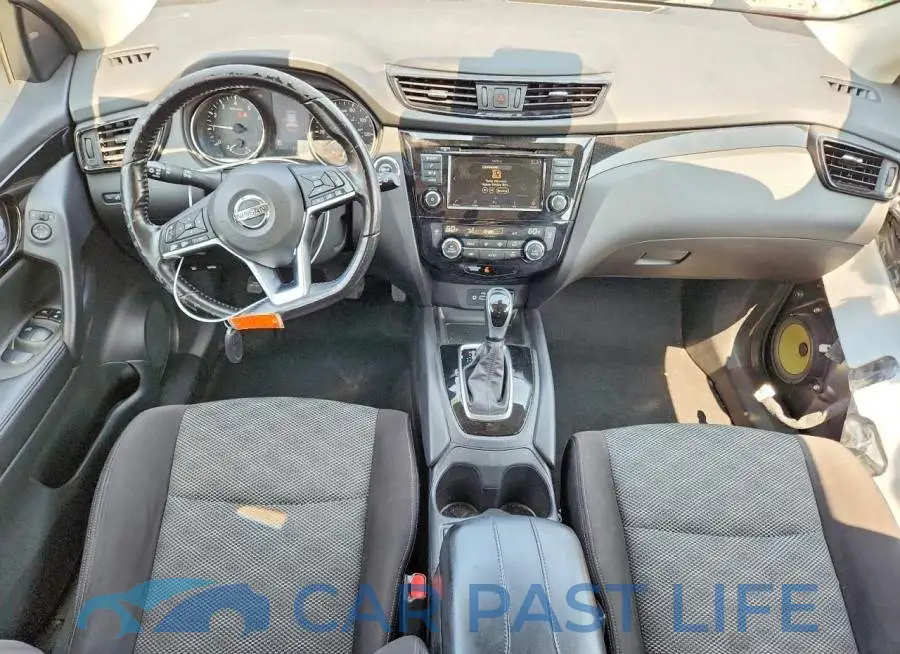 JN1BJ1CW7LW649584# 8