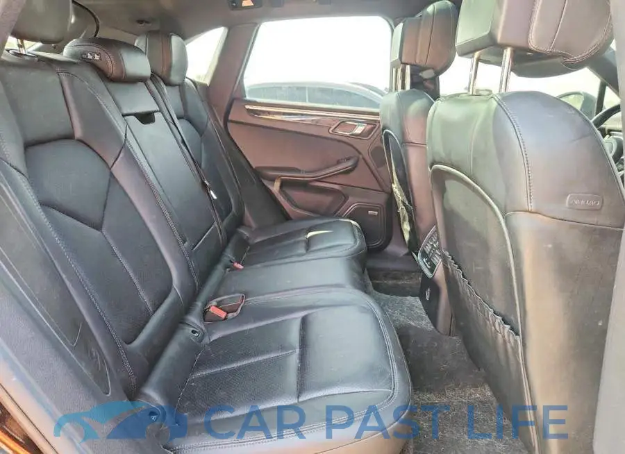 WP1AA2A50JLB17938# 11