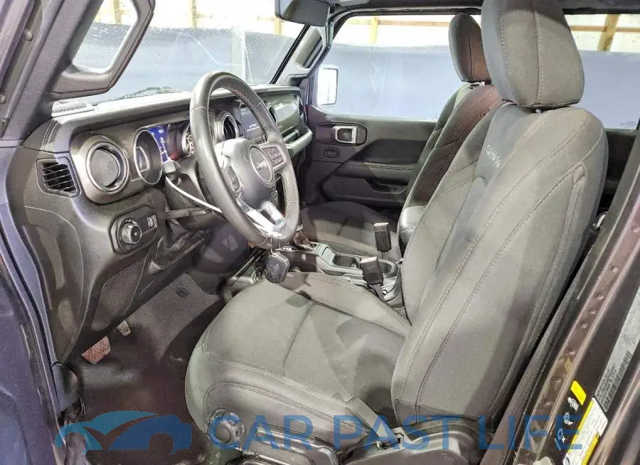 1C4HJXEN2PW695067# 7