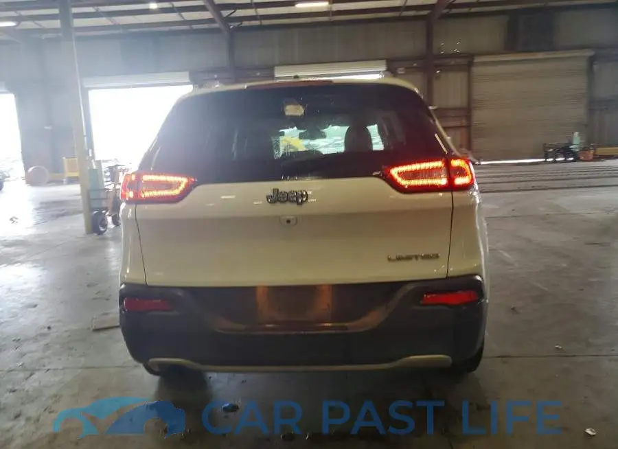 1C4PJLDB5HW533088# 6