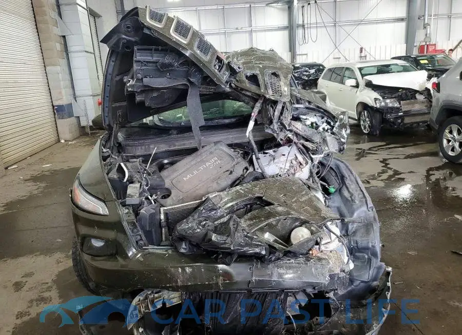 1C4PJMCBXHW580978# 5