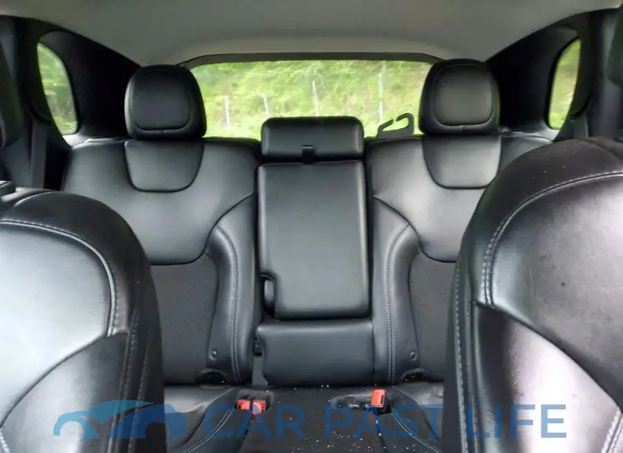 1C4PJMLB7KD426876# 10