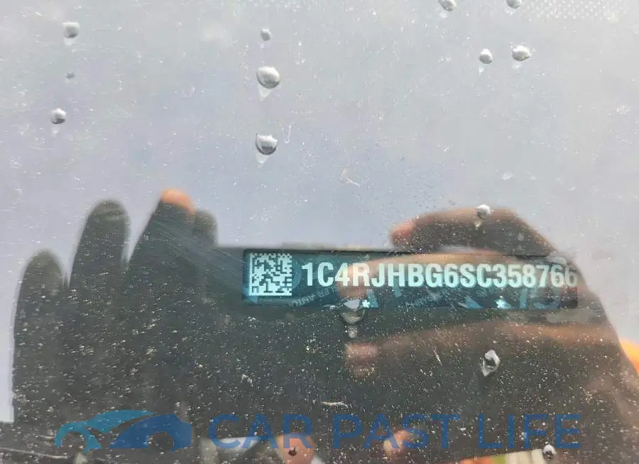 1C4RJHBG6SC358766# 13