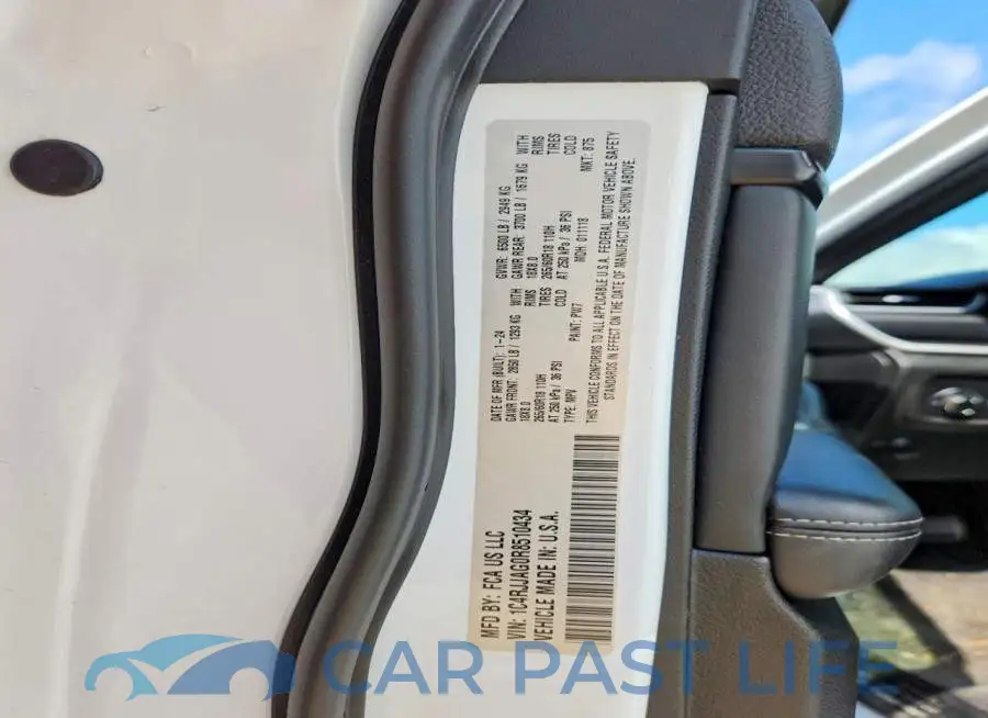 1C4RJJAG0R8510434# 13