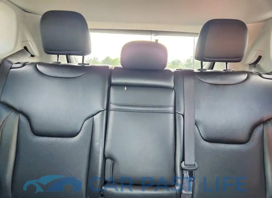 3C4NJDCB1LT119173# 10