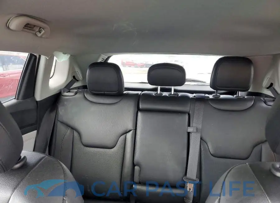 3C4NJDCB7NT185231# 10