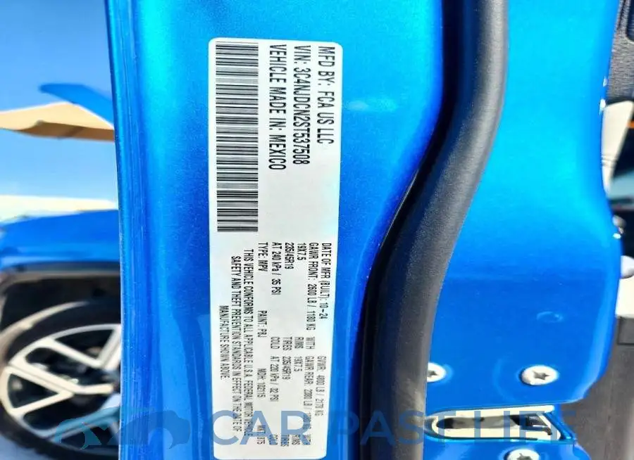 3C4NJDCN2ST537508# 14